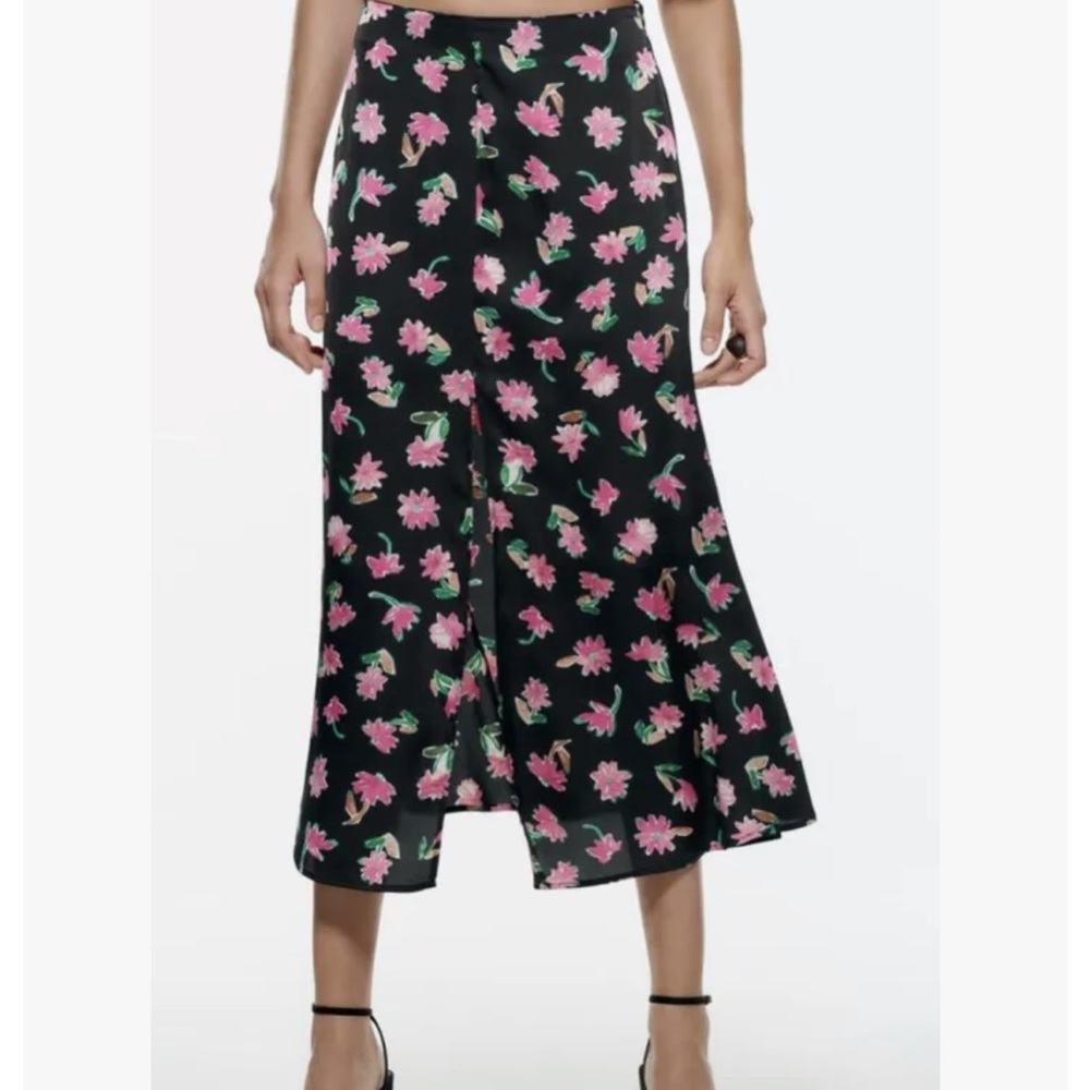 Zara Floral Satin Effects Skirt